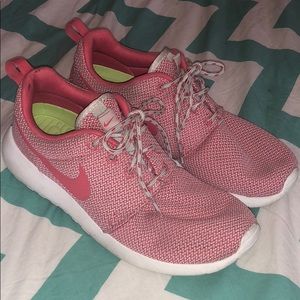 Nike Roshes
